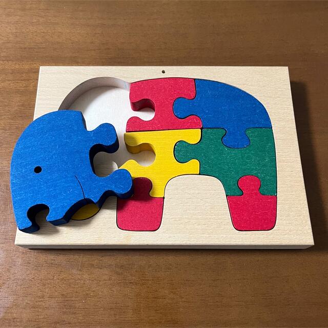 木のおもちゃ　ぞうのパズル キッズ/ベビー/マタニティのおもちゃ(知育玩具)の商品写真
