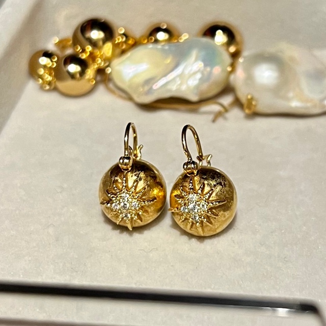 TASAKI(タサキ)のMIZUKI ニュースターボールピアス レディースのアクセサリー(ピアス)の商品写真