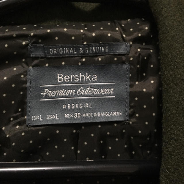 Bershka(ベルシュカ)のベルシュカ♡カーキコート レディースのジャケット/アウター(ミリタリージャケット)の商品写真