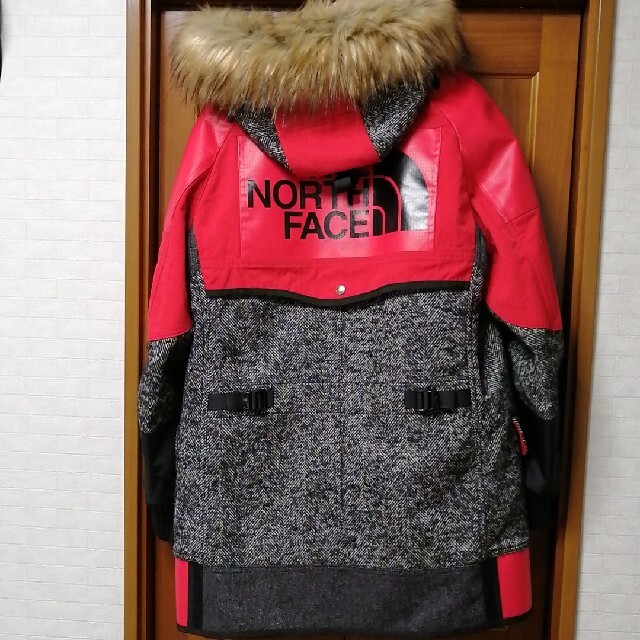 THE NORTH FACE(ザノースフェイス)のノースフェイス　ジュンヤワタナベ　17AW　再構築バックパックコート メンズのジャケット/アウター(マウンテンパーカー)の商品写真