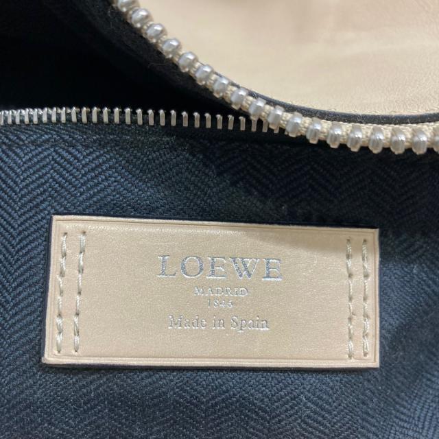 LOEWE(ロエベ)のロエベ ハンドバッグ - アイボリー×黒 レディースのバッグ(ハンドバッグ)の商品写真