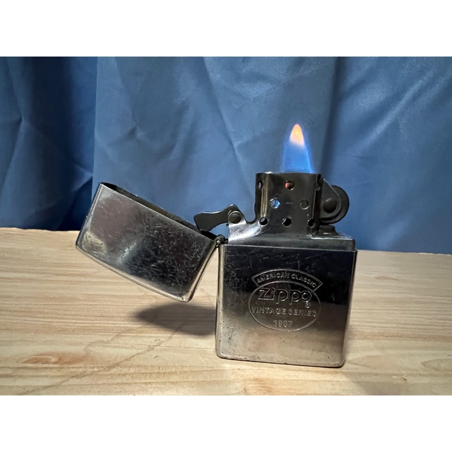 ZIPPO(ジッポー)のzippo ヴィンテージシリーズ1937  メンズのファッション小物(タバコグッズ)の商品写真