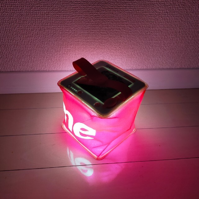 Supreme(シュプリーム)のSupreme luminAID packlite nova USB インテリア/住まい/日用品のライト/照明/LED(その他)の商品写真