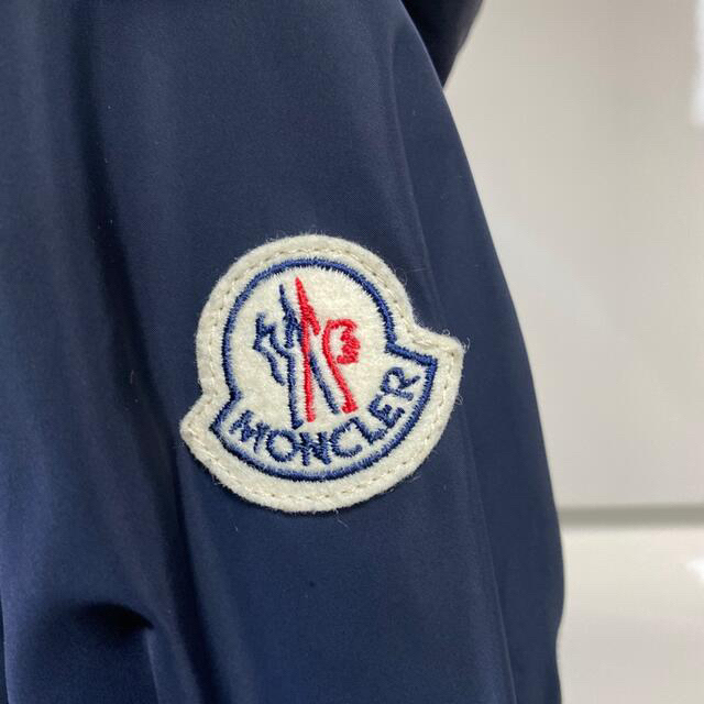 MONCLER(モンクレール)のモンクレール　アンテミス　ウィンドウブレーカー　スプリングコート　ダークネイビー レディースのジャケット/アウター(ナイロンジャケット)の商品写真