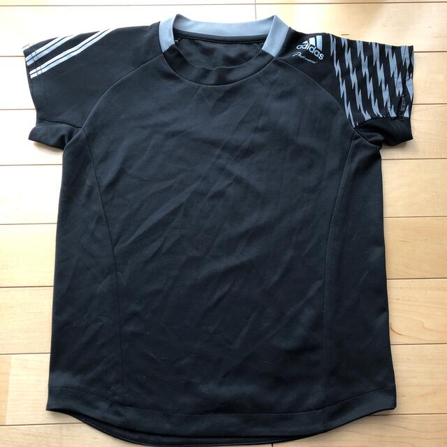 adidas(アディダス)のadidas   Tシャツ　130cm キッズ/ベビー/マタニティのキッズ服男の子用(90cm~)(Tシャツ/カットソー)の商品写真