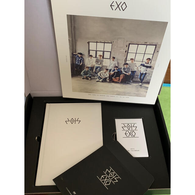 EXO(エクソ)のEXO 2015シーズングリーティング シーグリ エンタメ/ホビーのCD(K-POP/アジア)の商品写真