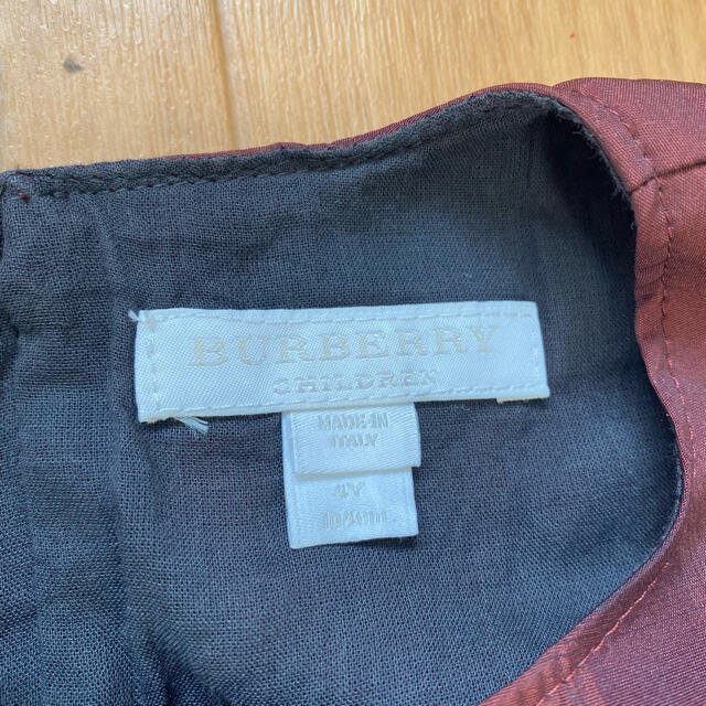 BURBERRY(バーバリー)のBURBERRY バーバリー ワンピース 4Y 104㎝ キッズ/ベビー/マタニティのキッズ服女の子用(90cm~)(ワンピース)の商品写真