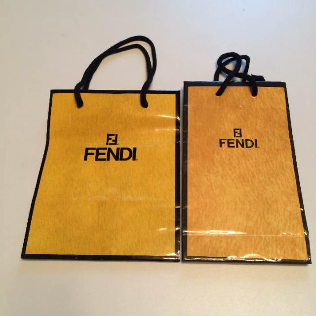 FENDI(フェンディ)のFENDIショッパー二種類 レディースのバッグ(ショップ袋)の商品写真