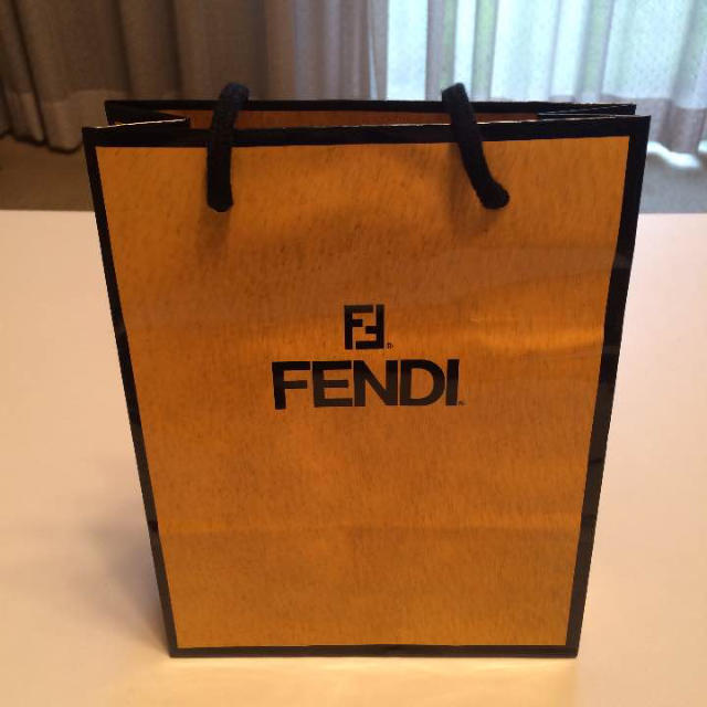 FENDI(フェンディ)のFENDIショッパー二種類 レディースのバッグ(ショップ袋)の商品写真