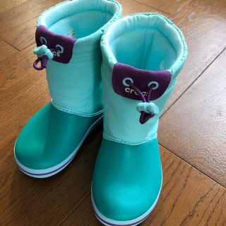 クロックス(crocs)のクロックス　キッズスノーブーツ☆美品(ブーツ)