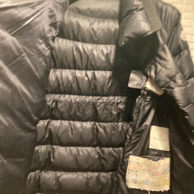 MONCLER(モンクレール)の【YuKi様】モンクレール　フレオール　Aライン　ポンチョ型ダウン　ブラック00 レディースのジャケット/アウター(ダウンコート)の商品写真