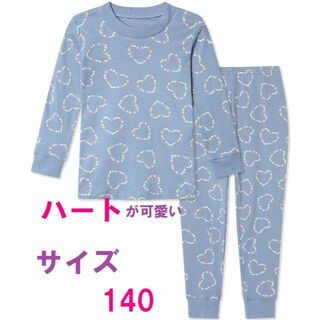 セール！新品 パジャマ ハート 140 綿100% 寝間着 女の子 長袖 子供服(パジャマ)