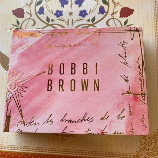 ボビイブラウン(BOBBI BROWN)の新品未使用箱無し ボビイブラウン オンザホライズンメイクアップパレット(アイシャドウ)