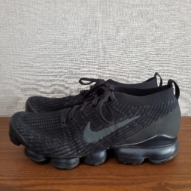 NIKE VaporMax 28.0 黒 オールブラックスニーカー