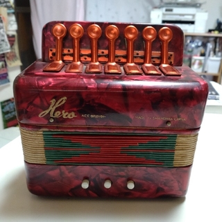 Hero accordion(アコーディオン)