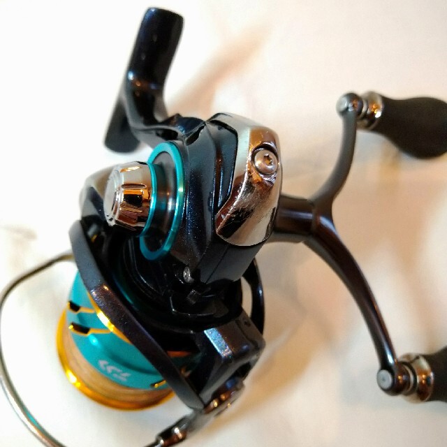 Daiwa エメラルダス mx 2508pe-H-DH ダイワ リール 9