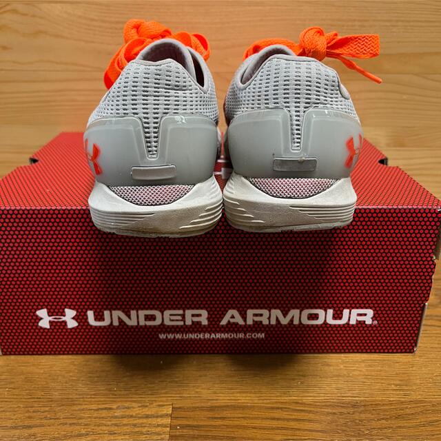 UNDER ARMOUR(アンダーアーマー)の【SALE】UNDER ARMOUR ランニングシューズ　26cm メンズの靴/シューズ(スニーカー)の商品写真