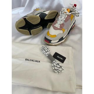 バレンシアガ(Balenciaga)のバレンシアガ　トリプルS(スニーカー)