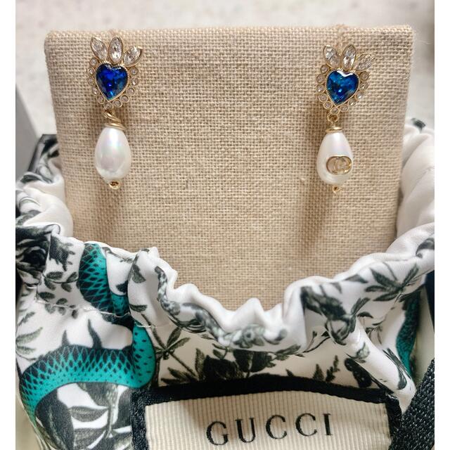 Gucci - GUCCI クリスタル ハート ピアス ブルーの通販 by みかんの店