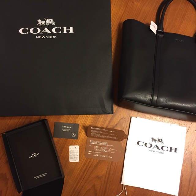 COACH(コーチ)のCOACH CG METRO TOTE BK/BK レディースのバッグ(トートバッグ)の商品写真