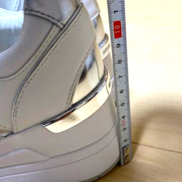 Michael Kors(マイケルコース)のマイケルコーススニーカー レディースの靴/シューズ(スニーカー)の商品写真