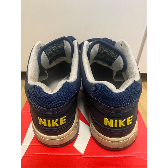 NIKE(ナイキ)のNike AIR FORCE2 Navy×Yellow 27.5cm メンズの靴/シューズ(スニーカー)の商品写真