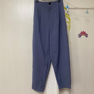 ジーユー(GU)のGU パンツ　ズボン　Mサイズ(カジュアルパンツ)