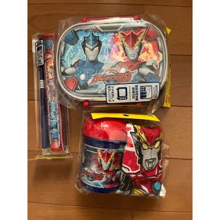 バンダイ(BANDAI)の【さなや様】ウルトラマンルーブ　ランチシリーズセット(弁当用品)