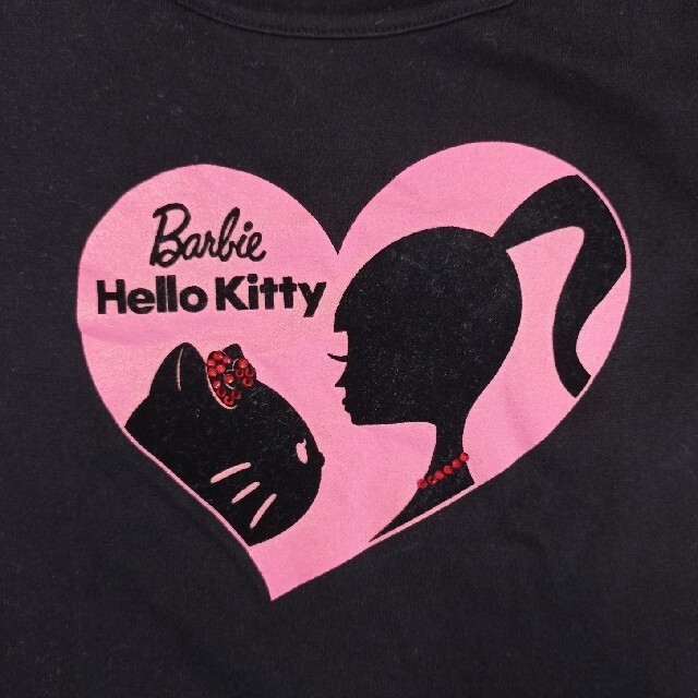 Barbie(バービー)のBarbie　ハローキティ　サンリオ　Tシャツ キッズ/ベビー/マタニティのキッズ服女の子用(90cm~)(Tシャツ/カットソー)の商品写真