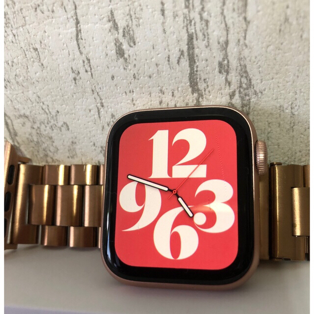 Apple Watch(アップルウォッチ)のApple Watch Series5 ゴールドピンクサンドバンドおまけ40mm メンズの時計(腕時計(デジタル))の商品写真