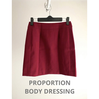 プロポーションボディドレッシング(PROPORTION BODY DRESSING)のほぼ未使用　プロポーションボディドレッシング　スカート　サイズ2(ひざ丈スカート)