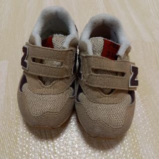 ニューバランス(New Balance)のニューバランス　１３cm　ベージュ(スニーカー)