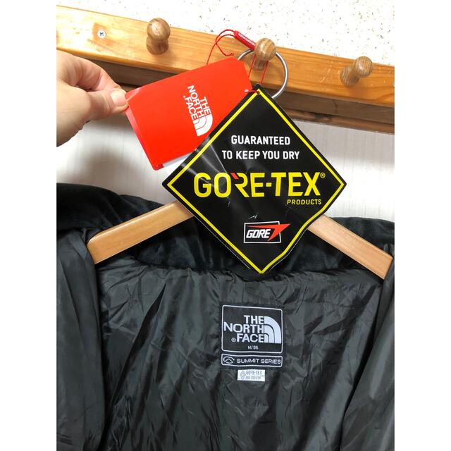ザ ノースフェイス ダウンジャケット新品 【信頼】 値下げしました。新品未使用 DIESEL シルバーラメ コーティングジャケット