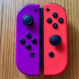 ニンテンドースイッチ(Nintendo Switch)のSwitch ジョイコン ネオンパープル×ネオンレッド ニンテンドー(家庭用ゲーム機本体)