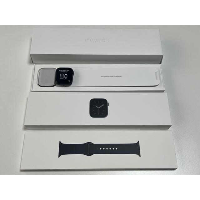 Apple Watch(アップルウォッチ)のApple Watch6 44mm スペースグレー アルミ MG2E3J/A スマホ/家電/カメラのスマホ/家電/カメラ その他(その他)の商品写真