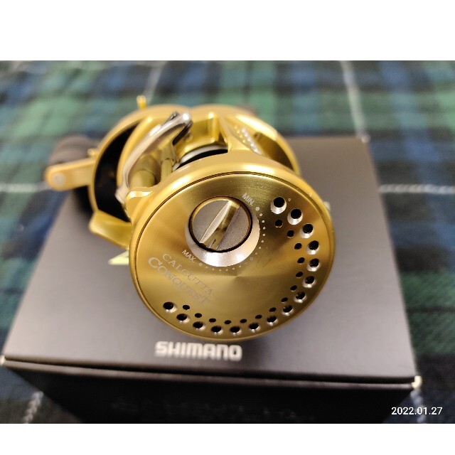 SHIMANO(シマノ)のシマノ　15 カルカッタコンクエスト　200HG スポーツ/アウトドアのフィッシング(リール)の商品写真