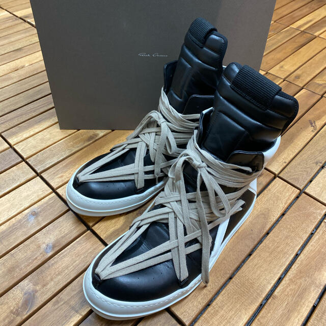 Rick Owens(リックオウエンス)の RICK OWENS RU20S7894 GEOBASKET SNEAKERS メンズの靴/シューズ(スニーカー)の商品写真