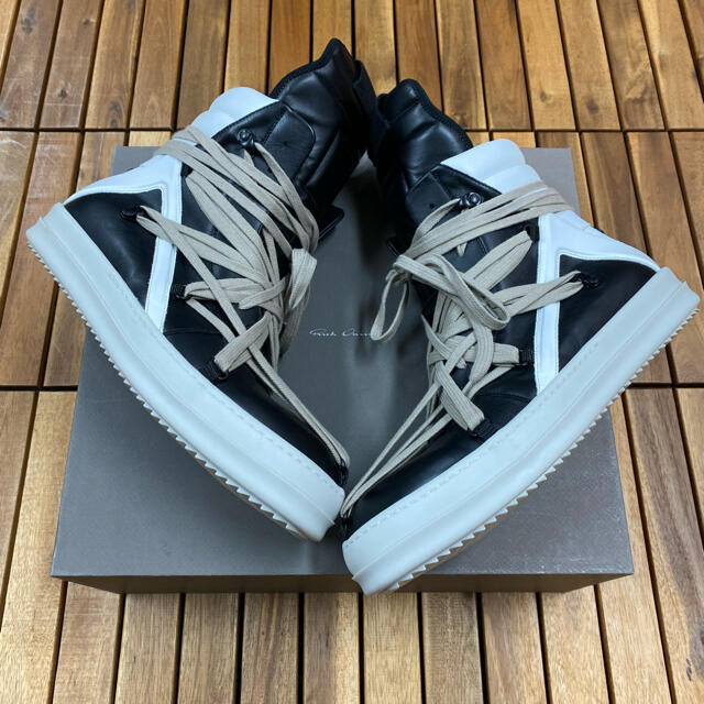 Rick Owens(リックオウエンス)の RICK OWENS RU20S7894 GEOBASKET SNEAKERS メンズの靴/シューズ(スニーカー)の商品写真