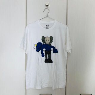 KAWS UNIQLOTシャツ(Tシャツ/カットソー(半袖/袖なし))