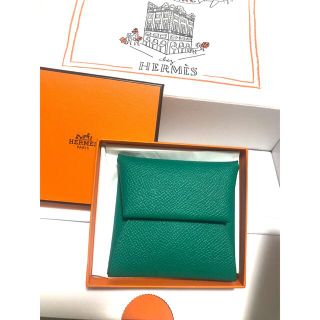 Hermes - エルメス シルクイン コンパクト D刻印 ローズコンフェッティの通販｜ラクマ