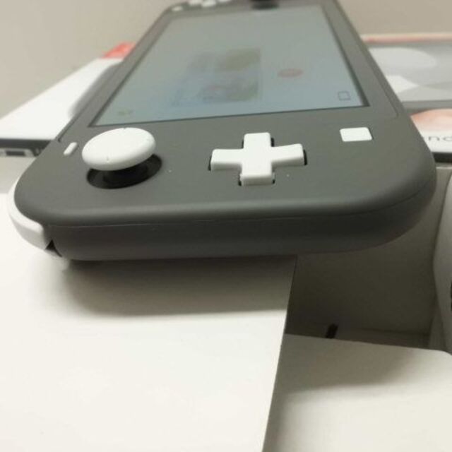 Nintendo Switch(ニンテンドースイッチ)のNintendo Switch Lite Gray エンタメ/ホビーのゲームソフト/ゲーム機本体(携帯用ゲーム機本体)の商品写真