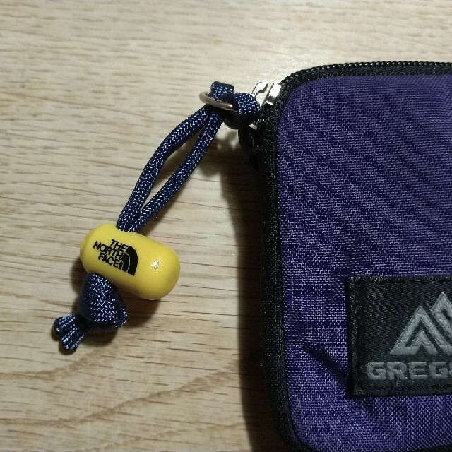 THE NORTH FACE(ザノースフェイス)のペグマーカー　ジッパータブ　パラコード ハンドメイドのアクセサリー(キーホルダー/ストラップ)の商品写真