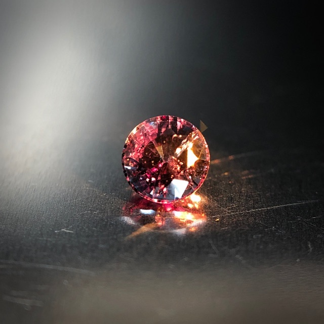 魅惑のカラーチェンジ 0.3ct 天然 ベキリーブルー ガーネット レディースのアクセサリー(リング(指輪))の商品写真