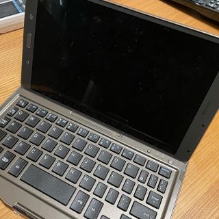 サムスン(SAMSUNG)のSAMSUNG GALAXY Tab S8.4 （キーボード付き）(タブレット)