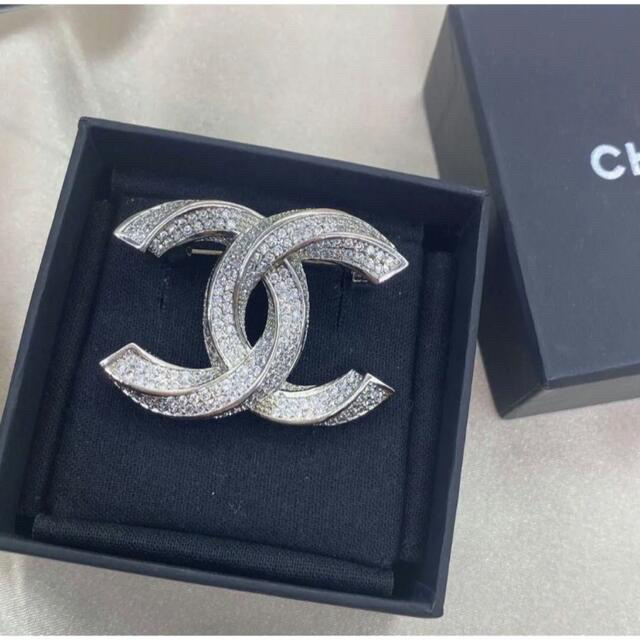 CHANEL(シャネル)のシャネルブローチ レディースのアクセサリー(ブローチ/コサージュ)の商品写真