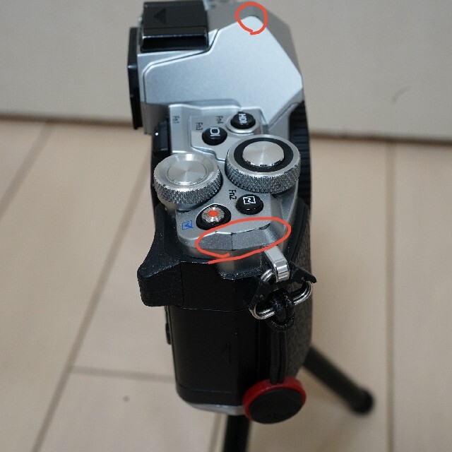 OLYMPUS(オリンパス)の[最終値下げ] OLYMPUS OM−D E−M5 MARK 2 MK II スマホ/家電/カメラのカメラ(ミラーレス一眼)の商品写真