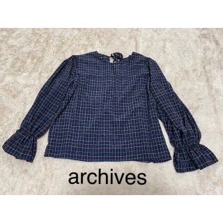 アルシーヴ(archives)のarchives アルシーヴ　後ろ開き　シャツ　ブラウス　ネイビー　チェック(シャツ/ブラウス(長袖/七分))