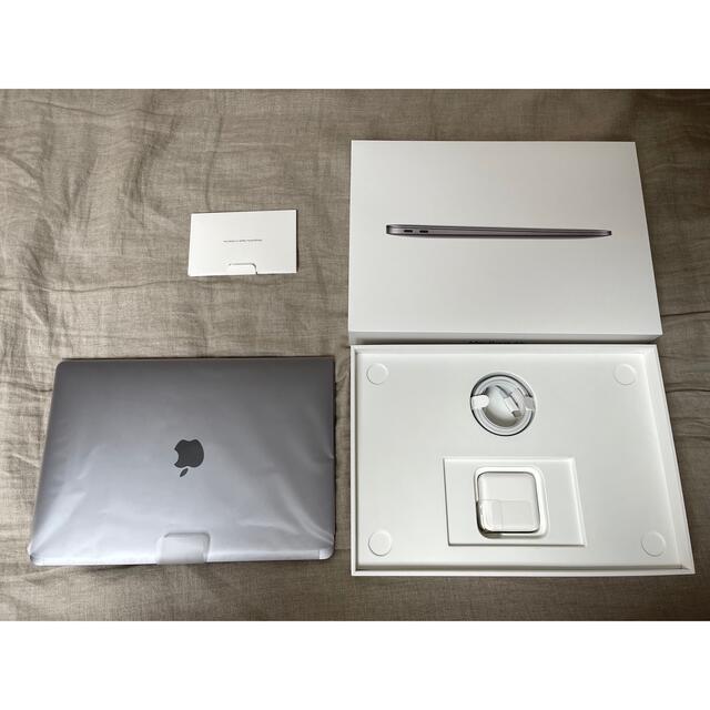 Apple(アップル)のM1 13インチMacBook Air  スペースグレー スマホ/家電/カメラのPC/タブレット(ノートPC)の商品写真