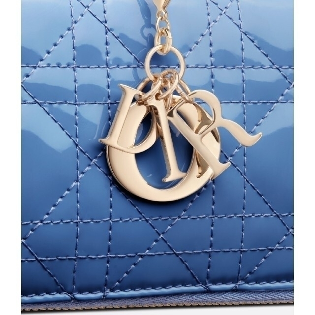 【日本限定カラー】LADY DIOR VOYAGEUR ウォレット　長財布