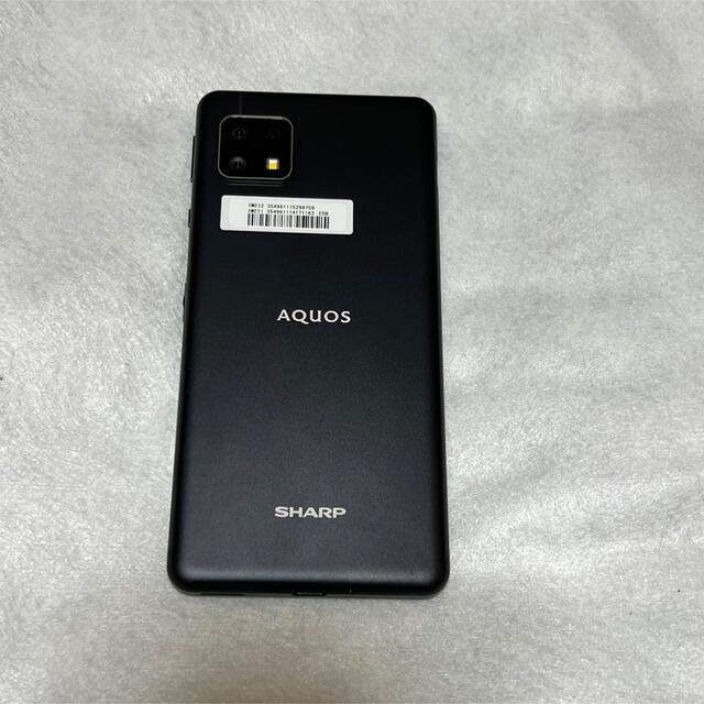 AQUOS(アクオス)のAQUOS Sense4 lite BLACK スマホ/家電/カメラのスマートフォン/携帯電話(スマートフォン本体)の商品写真